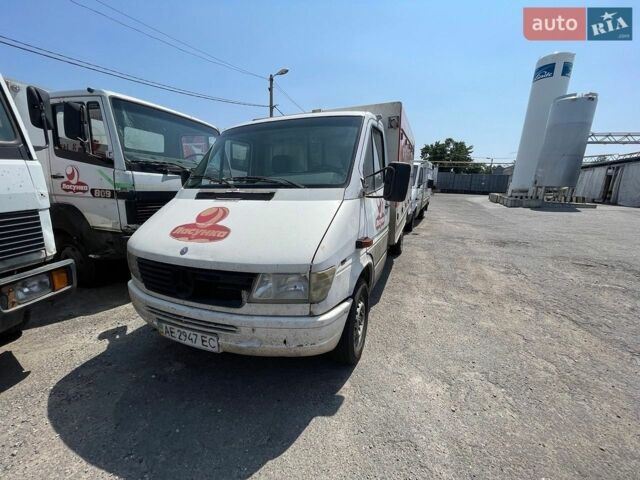 Мерседес Sprinter, объемом двигателя 0 л и пробегом 450 тыс. км за 3900 $, фото 1 на Automoto.ua