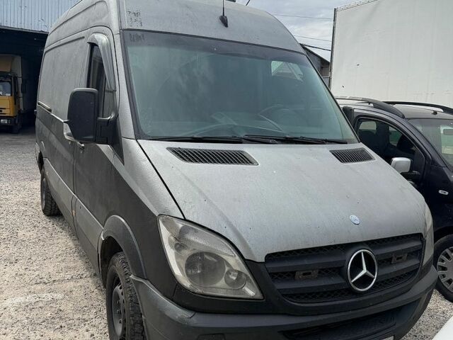 Мерседес Sprinter, объемом двигателя 0 л и пробегом 400 тыс. км за 6000 $, фото 1 на Automoto.ua