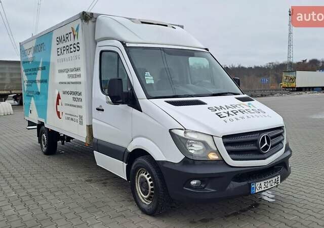 Мерседес Sprinter, объемом двигателя 2.2 л и пробегом 587 тыс. км за 22000 $, фото 1 на Automoto.ua
