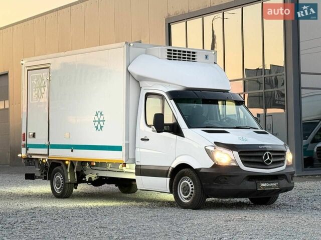 Мерседес Sprinter, объемом двигателя 2.2 л и пробегом 200 тыс. км за 21900 $, фото 1 на Automoto.ua