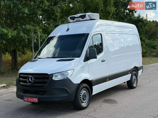 Мерседес Sprinter, объемом двигателя 2.2 л и пробегом 233 тыс. км за 21800 $, фото 1 на Automoto.ua