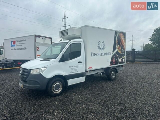 Мерседес Sprinter, объемом двигателя 0 л и пробегом 298 тыс. км за 23900 $, фото 1 на Automoto.ua