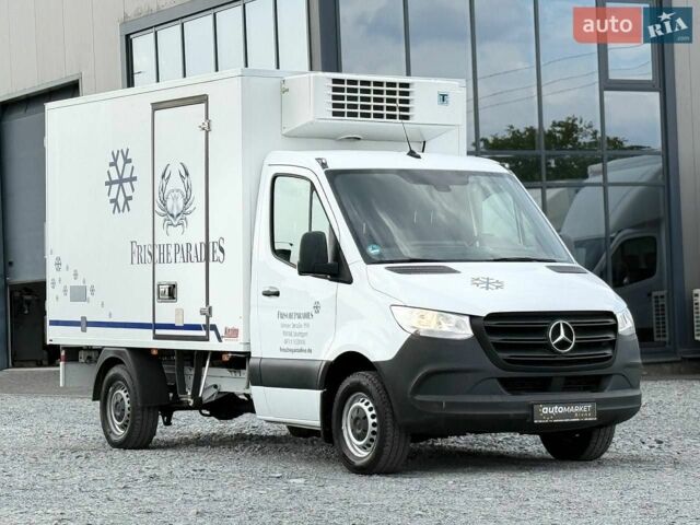 Мерседес Sprinter, объемом двигателя 2.2 л и пробегом 200 тыс. км за 27900 $, фото 1 на Automoto.ua