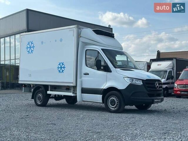 Мерседес Sprinter, об'ємом двигуна 2.2 л та пробігом 175 тис. км за 27900 $, фото 1 на Automoto.ua