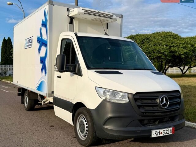 Мерседес Sprinter, объемом двигателя 2.2 л и пробегом 112 тыс. км за 29950 $, фото 1 на Automoto.ua