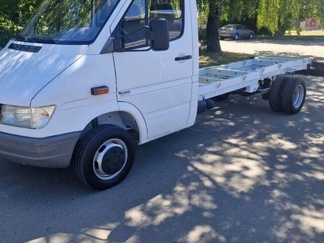 Мерседес Sprinter, объемом двигателя 0 л и пробегом 294 тыс. км за 14700 $, фото 1 на Automoto.ua