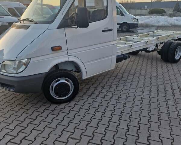 Мерседес Sprinter, объемом двигателя 0 л и пробегом 450 тыс. км за 15800 $, фото 1 на Automoto.ua