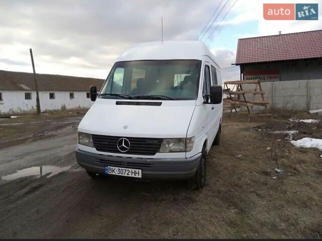 Мерседес Sprinter, об'ємом двигуна 0 л та пробігом 500 тис. км за 4900 $, фото 1 на Automoto.ua