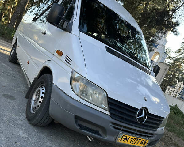 Мерседес Sprinter, объемом двигателя 2.2 л и пробегом 499 тыс. км за 7300 $, фото 1 на Automoto.ua