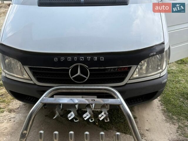 Мерседес Sprinter, объемом двигателя 2.2 л и пробегом 515 тыс. км за 8300 $, фото 1 на Automoto.ua
