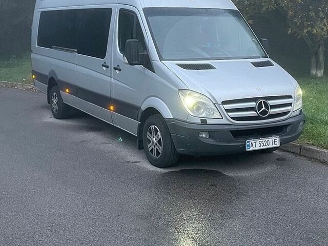Мерседес Sprinter, объемом двигателя 3 л и пробегом 600 тыс. км за 20500 $, фото 1 на Automoto.ua