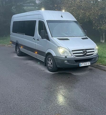 Мерседес Sprinter, объемом двигателя 3 л и пробегом 600 тыс. км за 20500 $, фото 1 на Automoto.ua