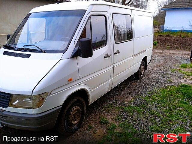 Мерседес Sprinter, объемом двигателя 23 л и пробегом 532 тыс. км за 5000 $, фото 1 на Automoto.ua
