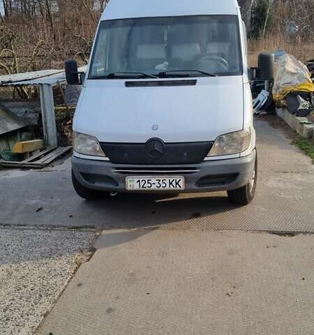Мерседес Sprinter, объемом двигателя 0 л и пробегом 500 тыс. км за 14999 $, фото 1 на Automoto.ua