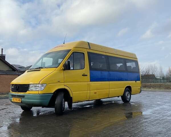 Мерседес Sprinter, объемом двигателя 2.9 л и пробегом 570 тыс. км за 4500 $, фото 1 на Automoto.ua