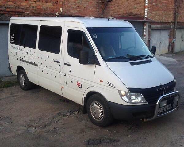 Мерседес Sprinter, об'ємом двигуна 2.1 л та пробігом 321 тис. км за 13000 $, фото 1 на Automoto.ua