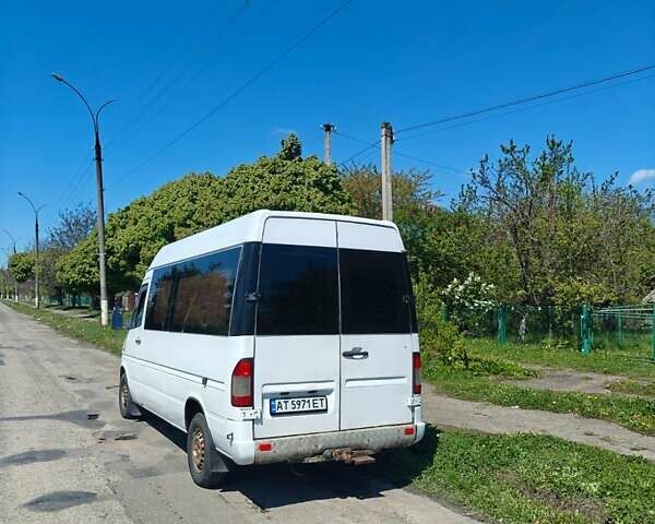 Мерседес Sprinter, объемом двигателя 2.7 л и пробегом 680 тыс. км за 6900 $, фото 1 на Automoto.ua