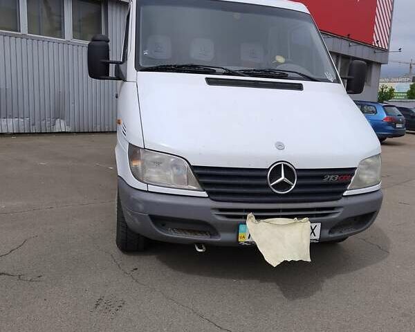 Мерседес Sprinter, объемом двигателя 0 л и пробегом 237 тыс. км за 7000 $, фото 1 на Automoto.ua