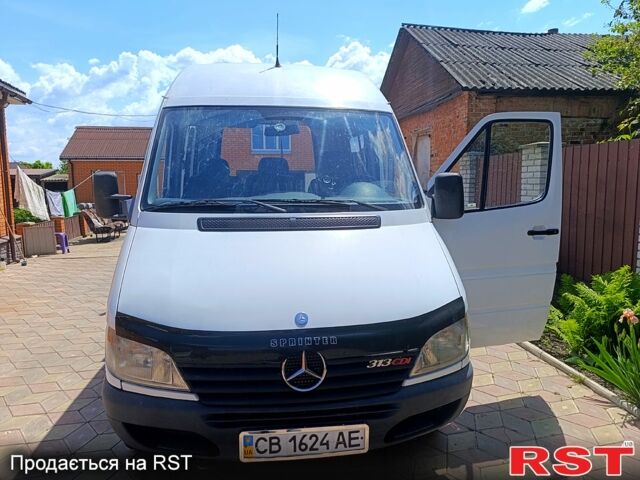 Мерседес Sprinter, об'ємом двигуна 2.2 л та пробігом 600 тис. км за 9500 $, фото 1 на Automoto.ua
