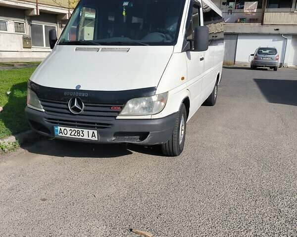 Мерседес Sprinter, об'ємом двигуна 2.15 л та пробігом 750 тис. км за 7500 $, фото 1 на Automoto.ua