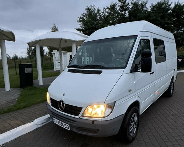 Мерседес Sprinter, объемом двигателя 2.7 л и пробегом 250 тыс. км за 15500 $, фото 1 на Automoto.ua