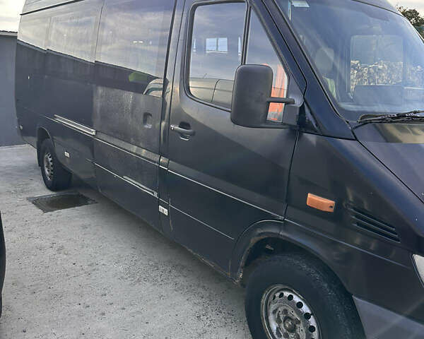 Мерседес Sprinter, объемом двигателя 0 л и пробегом 170 тыс. км за 7000 $, фото 1 на Automoto.ua