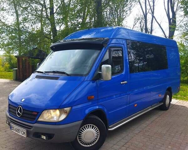 Мерседес Sprinter, объемом двигателя 2.15 л и пробегом 978 тыс. км за 8850 $, фото 1 на Automoto.ua