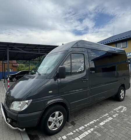 Мерседес Sprinter, объемом двигателя 0 л и пробегом 200 тыс. км за 8000 $, фото 1 на Automoto.ua