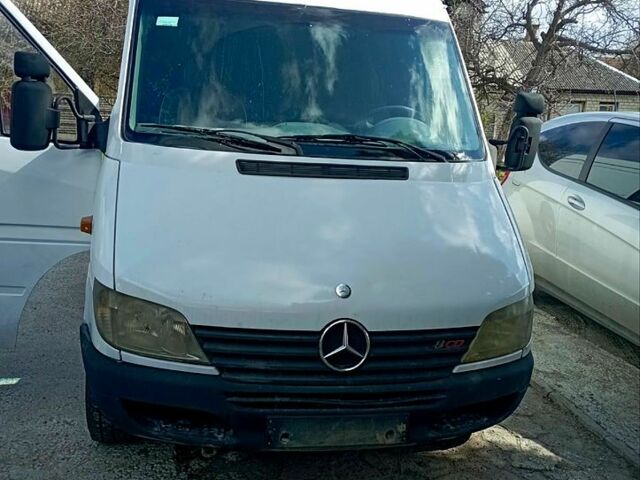Мерседес Sprinter, об'ємом двигуна 22 л та пробігом 500 тис. км за 7500 $, фото 1 на Automoto.ua