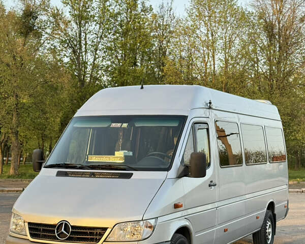 Мерседес Sprinter, об'ємом двигуна 2.69 л та пробігом 950 тис. км за 15700 $, фото 1 на Automoto.ua