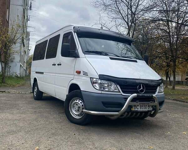 Мерседес Sprinter, объемом двигателя 2.69 л и пробегом 565 тыс. км за 11000 $, фото 1 на Automoto.ua