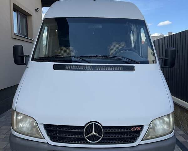 Мерседес Sprinter, объемом двигателя 2.7 л и пробегом 790 тыс. км за 11800 $, фото 1 на Automoto.ua