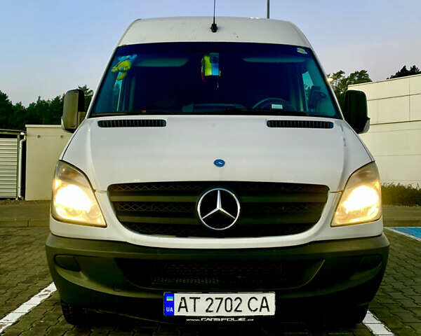 Мерседес Sprinter, объемом двигателя 2.2 л и пробегом 400 тыс. км за 10500 $, фото 1 на Automoto.ua