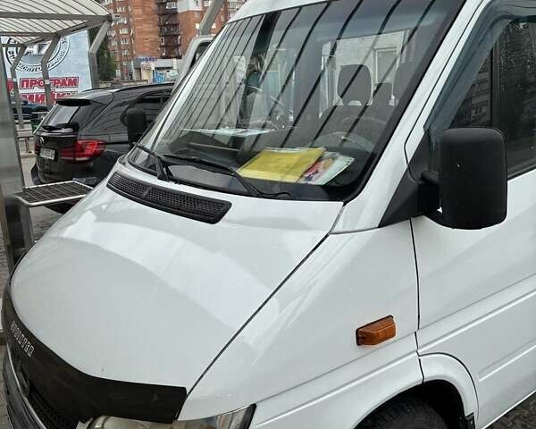 Мерседес Sprinter, об'ємом двигуна 0 л та пробігом 670 тис. км за 9300 $, фото 1 на Automoto.ua