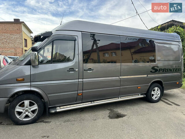 Мерседес Sprinter, объемом двигателя 2.2 л и пробегом 586 тыс. км за 15000 $, фото 1 на Automoto.ua