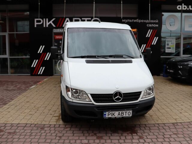 Мерседес Sprinter, объемом двигателя 2.2 л и пробегом 370 тыс. км за 10900 $, фото 1 на Automoto.ua