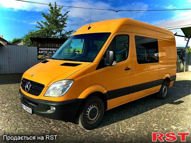 Мерседес Sprinter, объемом двигателя 2.2 л и пробегом 388 тыс. км за 11200 $, фото 1 на Automoto.ua