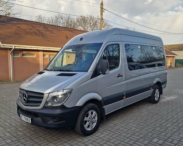 Мерседес Sprinter, объемом двигателя 0 л и пробегом 325 тыс. км за 23900 $, фото 1 на Automoto.ua