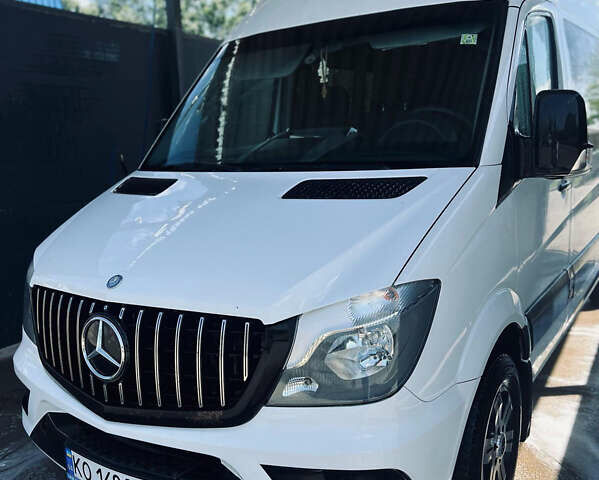 Мерседес Sprinter, об'ємом двигуна 2.2 л та пробігом 367 тис. км за 17000 $, фото 1 на Automoto.ua