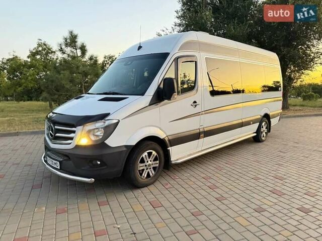 Мерседес Sprinter, объемом двигателя 2.1 л и пробегом 430 тыс. км за 22300 $, фото 1 на Automoto.ua