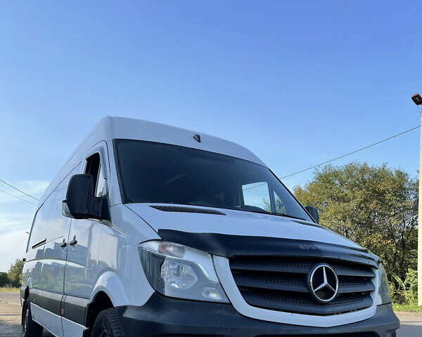 Мерседес Sprinter, объемом двигателя 2.14 л и пробегом 600 тыс. км за 24999 $, фото 1 на Automoto.ua