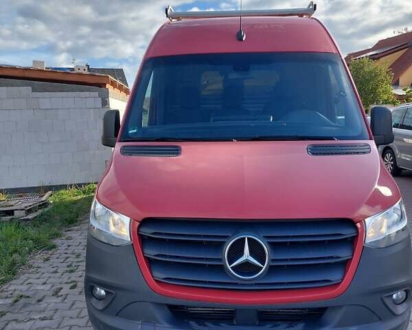 Мерседес Sprinter, объемом двигателя 0 л и пробегом 235 тыс. км за 33000 $, фото 1 на Automoto.ua