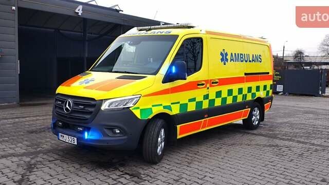 Желтый Мерседес Sprinter, объемом двигателя 3 л и пробегом 156 тыс. км за 33500 $, фото 1 на Automoto.ua