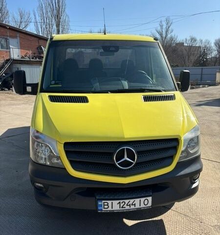 Желтый Мерседес Sprinter, объемом двигателя 2.14 л и пробегом 191 тыс. км за 24000 $, фото 1 на Automoto.ua