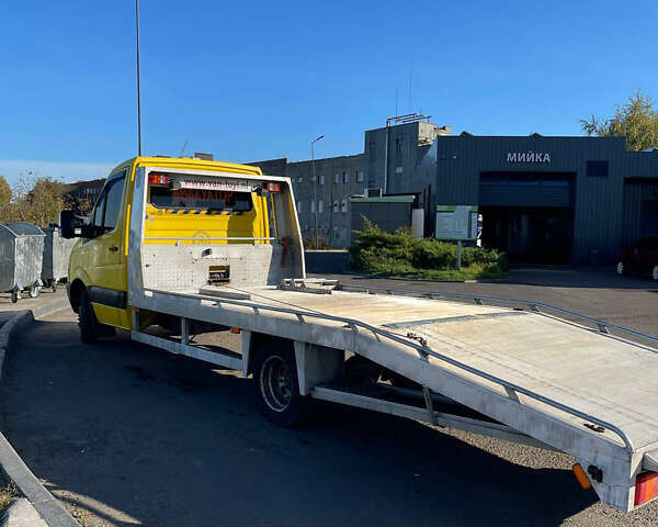 Жовтий Мерседес Sprinter, об'ємом двигуна 2.15 л та пробігом 420 тис. км за 14000 $, фото 1 на Automoto.ua
