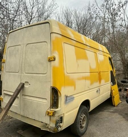 Жовтий Мерседес Sprinter, об'ємом двигуна 2.3 л та пробігом 444 тис. км за 2900 $, фото 1 на Automoto.ua