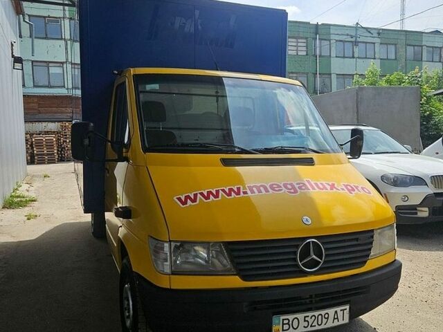 Желтый Мерседес Sprinter, объемом двигателя 2.3 л и пробегом 340 тыс. км за 7900 $, фото 1 на Automoto.ua