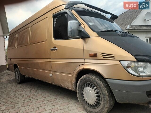 Жовтий Мерседес Sprinter, об'ємом двигуна 2.2 л та пробігом 150 тис. км за 7000 $, фото 1 на Automoto.ua