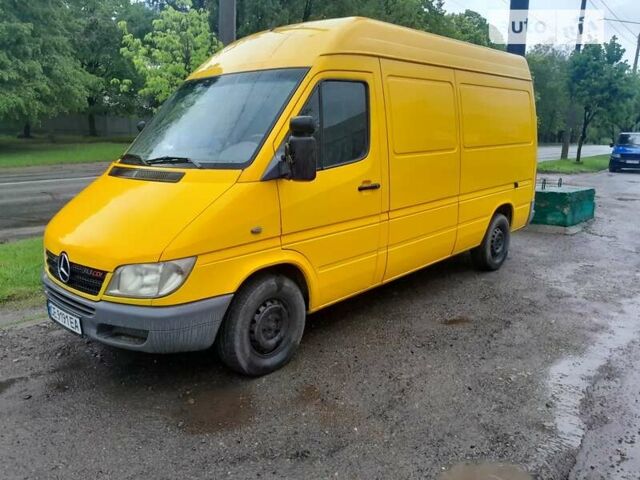 Жовтий Мерседес Sprinter, об'ємом двигуна 2.15 л та пробігом 420 тис. км за 7500 $, фото 1 на Automoto.ua