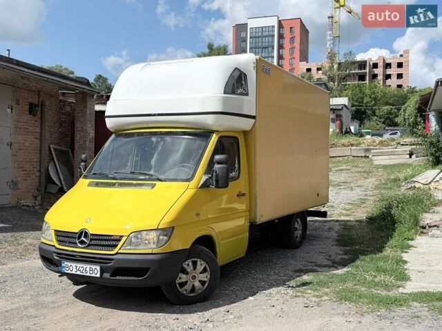 Желтый Мерседес Sprinter, объемом двигателя 2.15 л и пробегом 605 тыс. км за 7700 $, фото 1 на Automoto.ua